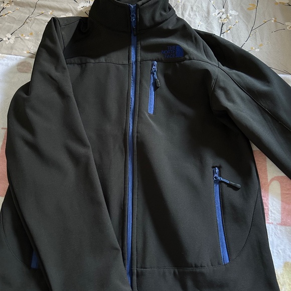 Fleece - Picture 1 of 2